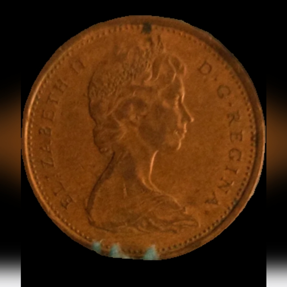 100th Anniversary of Canada Elizabeth II Commemorative Coin - Picture 3 of 6